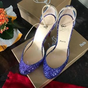 Christian louboutin tres décolleté